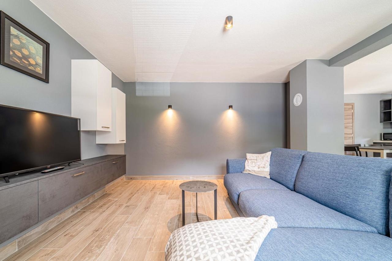 Blizzard Apartments 아라바 외부 사진